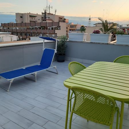 Attico Con Terrazza A Bari Daire Dış mekan fotoğraf