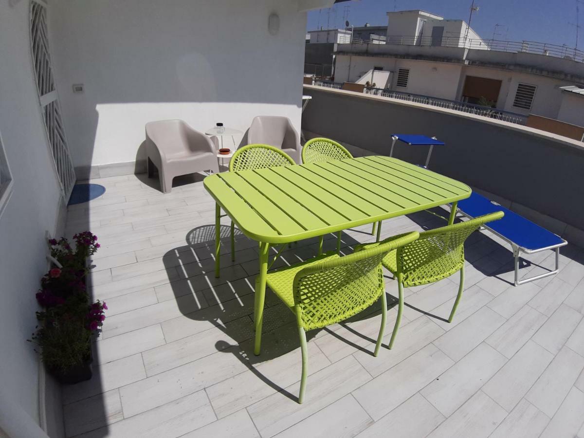 Attico Con Terrazza A Bari Daire Dış mekan fotoğraf